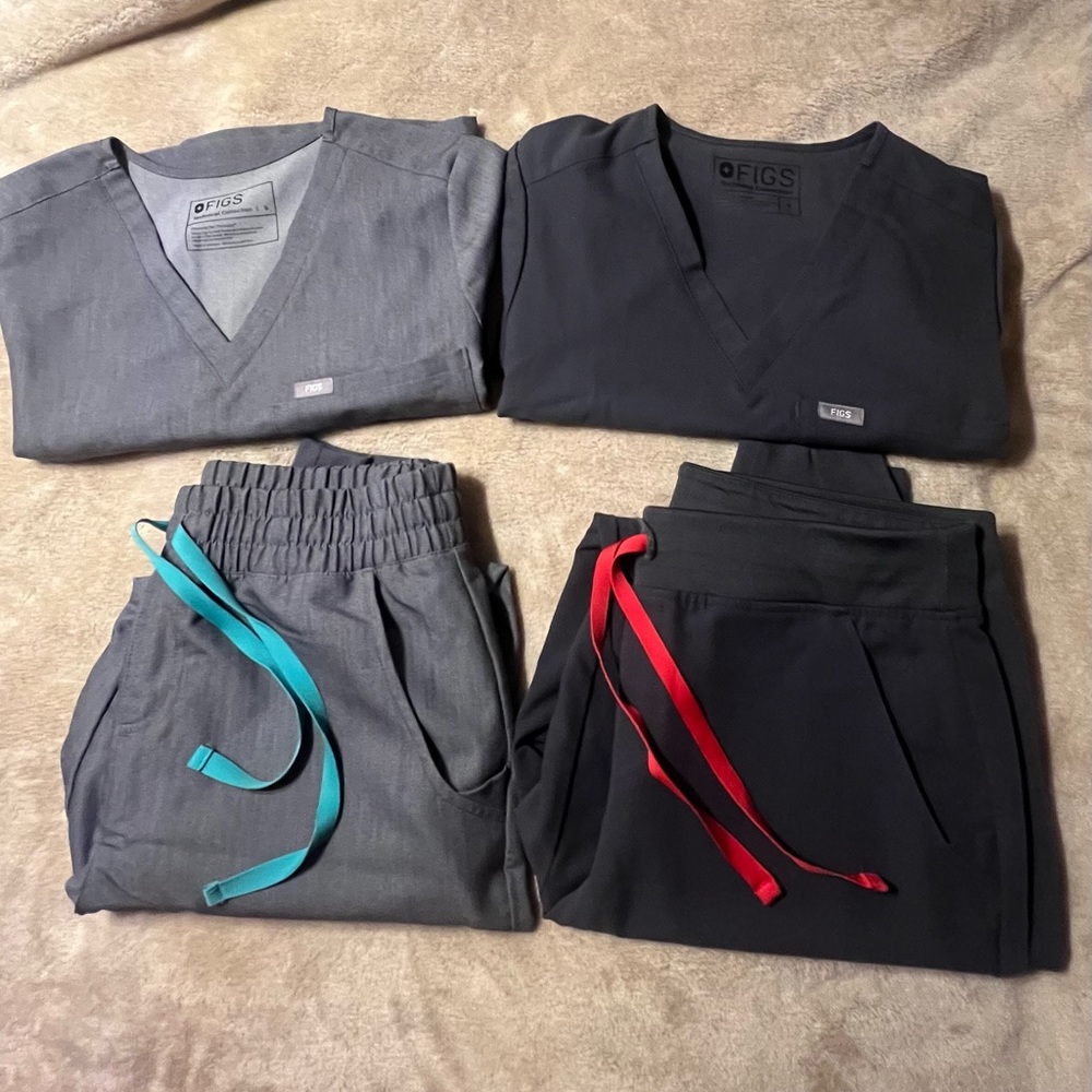 Women’s Figs Scrubs